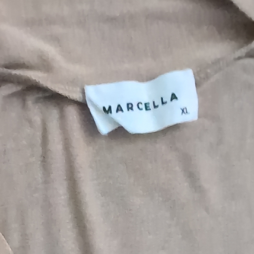 Marcella NYC Morgan Tunic - Picture 3 of 6